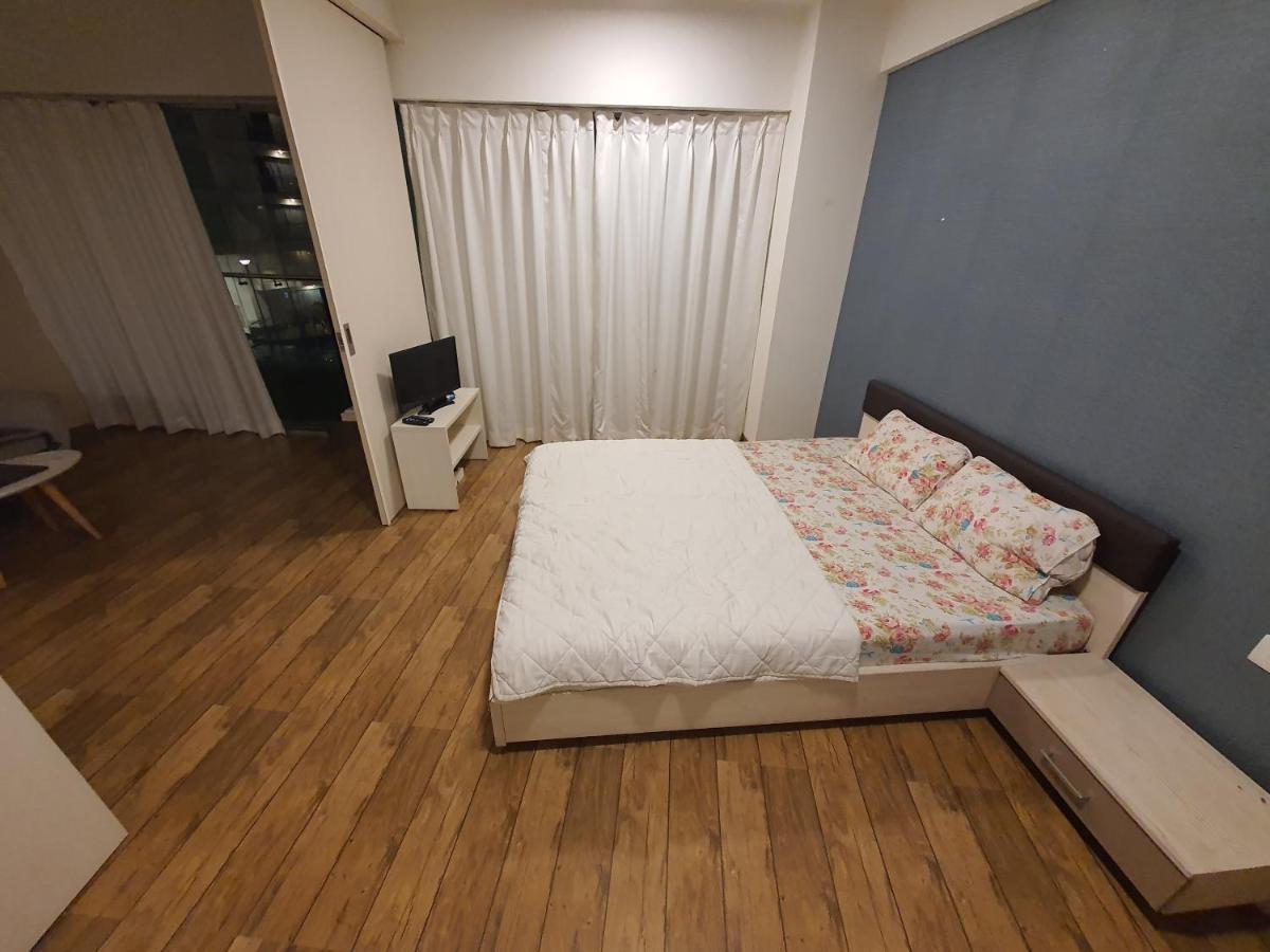 P C Homes At Belliza Near Airport Surat Ngoại thất bức ảnh